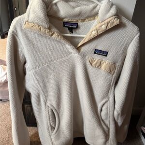 Patagonia Cream Fleece Jacket